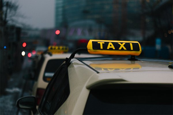 Glen Waverley Taxi Service | Best Airport and Corporate Transfers