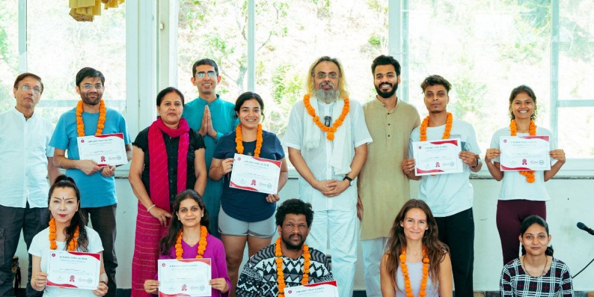 Kundalini Yoga Teacher Training in rishikesh