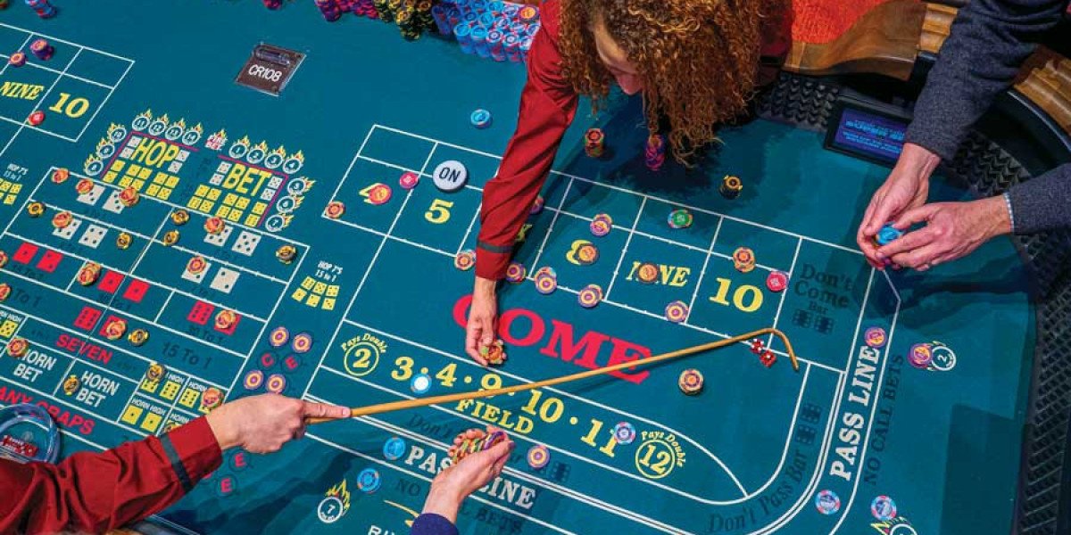 Roll the Dice: A Beginner’s Guide to Craps and Other Dice Games