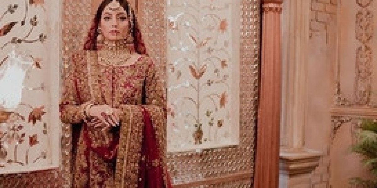 How to Rock the Latest Pakistani Bridal Dress Styles?