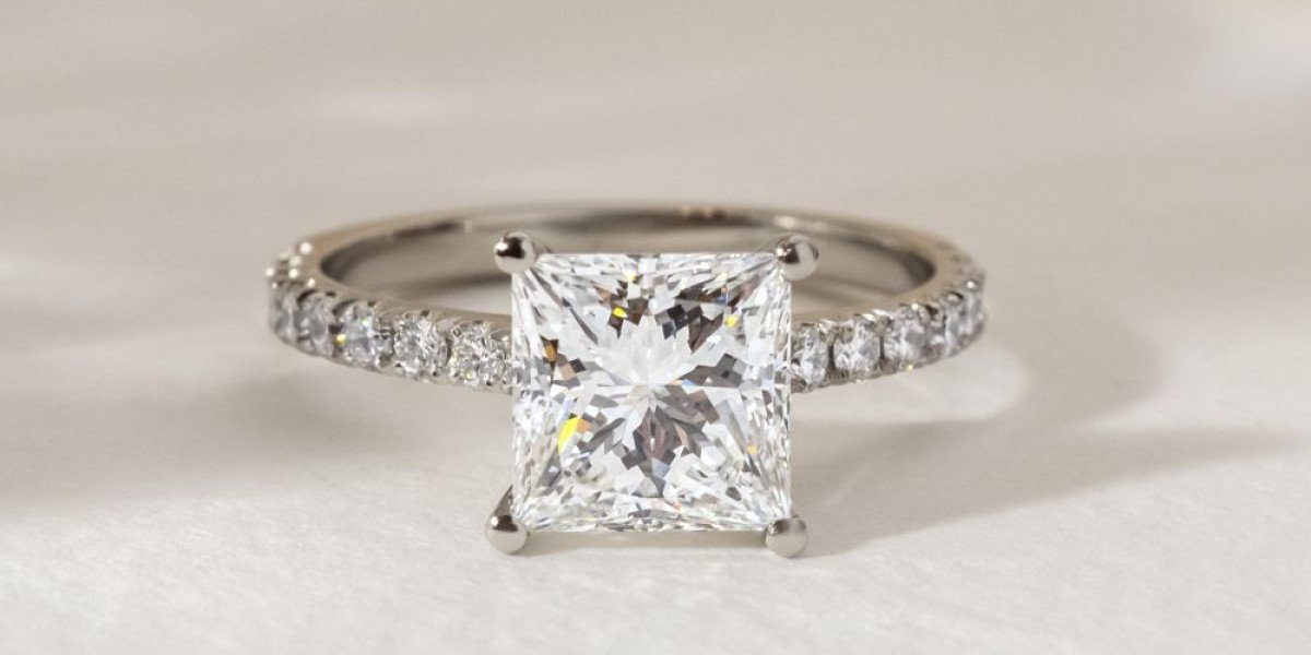 The Complete Guide to Understanding a 7 Carats Diamond Ring Price