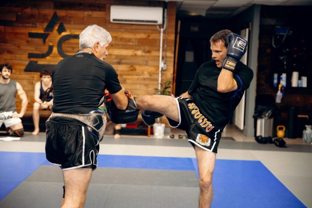 Muay Thai Gym & Private Lessons in Syracuse, NY | Thaiboxinguniversity