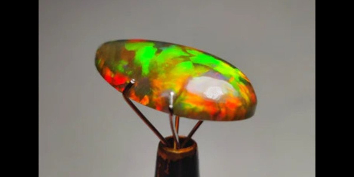 Ethiopian Opal: The Vibrant Stone With a Kaleidoscope of Colors