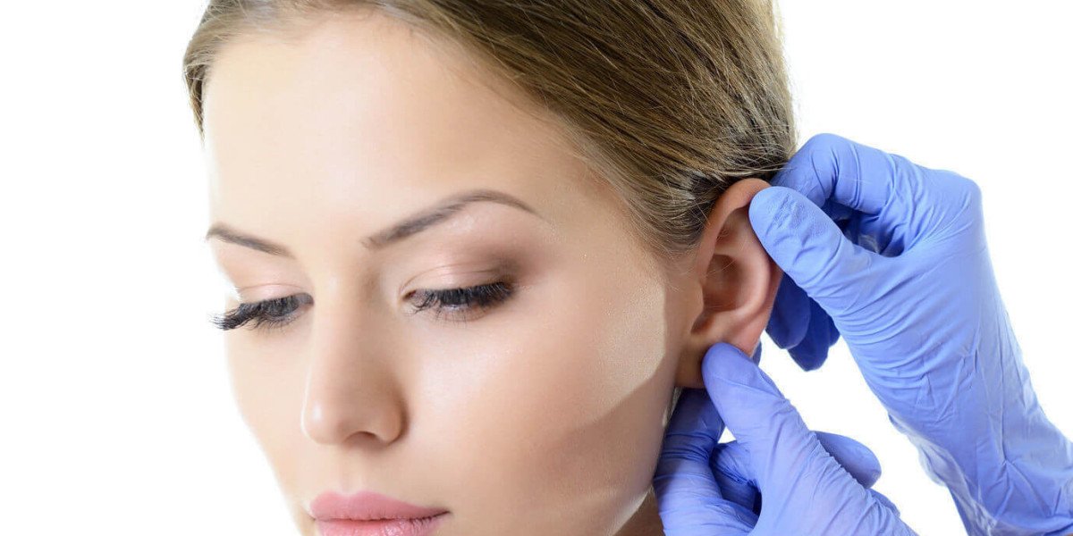 Otoplasty in Islamabad: Combining It with Other Facial Surgeries