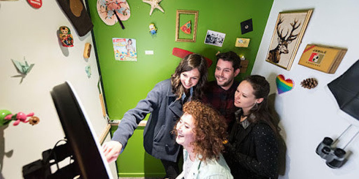 Make Your Paris Event Unforgettable with a Photo Booth Experience