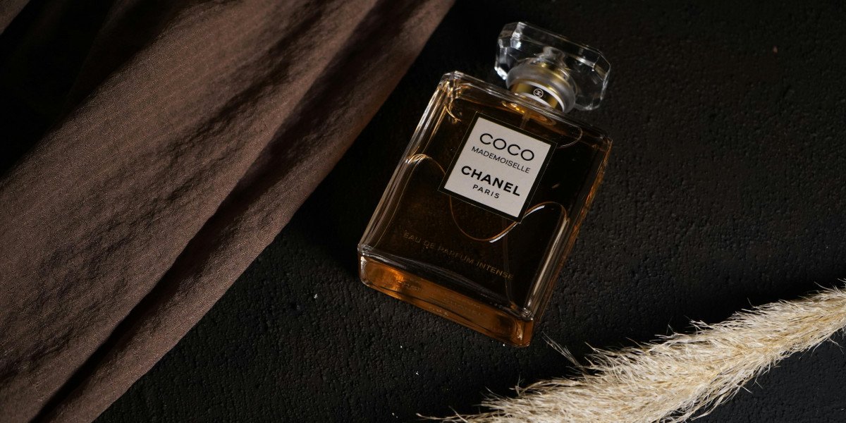 The Art of Layering Fragrances: Create Your Signature Scent